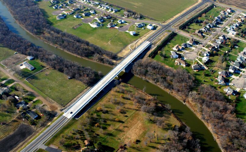 Wall Street Bridge - Fargo, ND - Bridge Design - Structural Engineering (19)