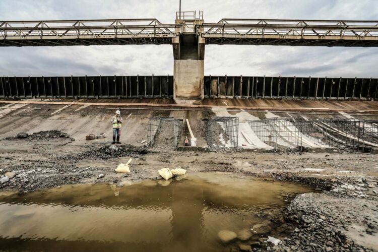 Land Surveying Services (3)