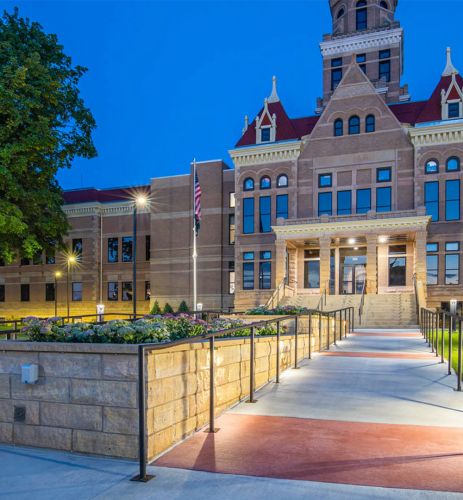 Le Sueur County Entry - Le Center, MN