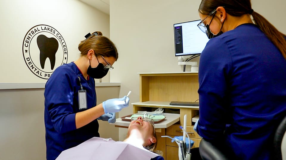 widseth-partners-with-central-lakes-college-to-strengthen-dental-education